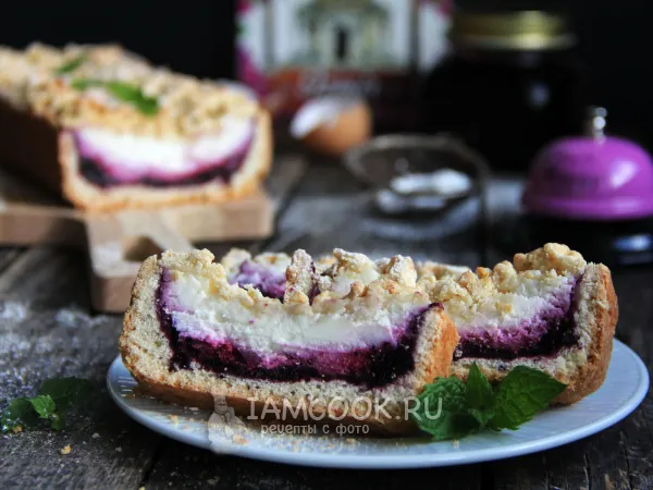 Фото блюда: Песочный пирог с творогом и вареньем