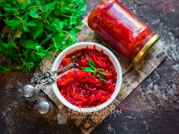 Фото блюда: Салат из свеклы на зиму без стерилизации