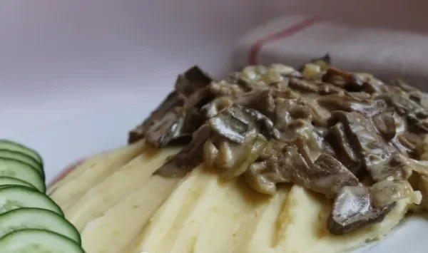 Фото блюда: Кабачки тушеные с грибами
