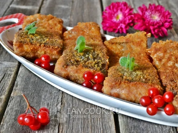 Фото блюда: Карп, жаренный в сухарях