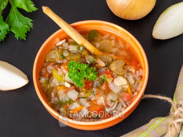 Фото блюда: Луковый суп с сельдереем