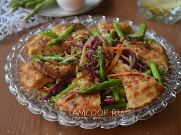 Фото блюда: Овощной салат с омлетом из тунца