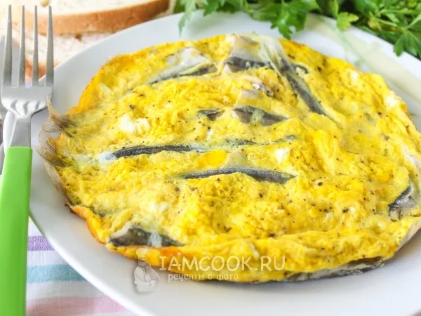 Фото блюда: Жареная мойва в омлете