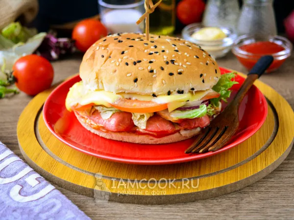 Фото блюда: Бургер с сосиской