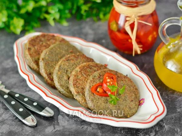 Фото блюда: Печеночные оладьи с морковью и луком