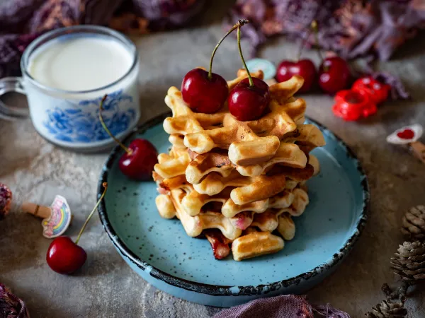 Фото блюда: Венские вафли с вишней