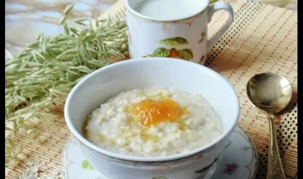 Фото блюда: Геркулесовая каша с молоком