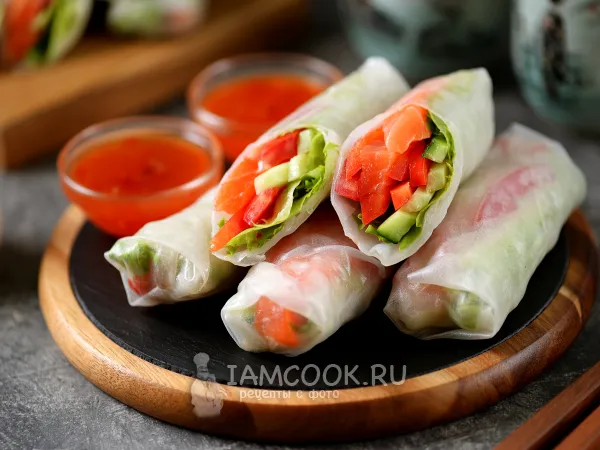 Фото блюда: Спринг-роллы с лососем