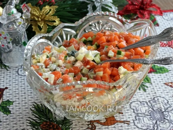 Фото блюда: «Оливье» с семгой и свежим огурцом