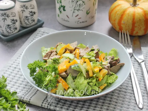 Фото блюда: Салат из куриной печени с огурцами