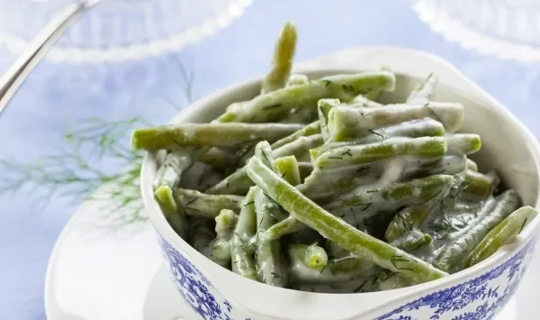 Фото блюда: Салат со стручковой фасолью и укропом