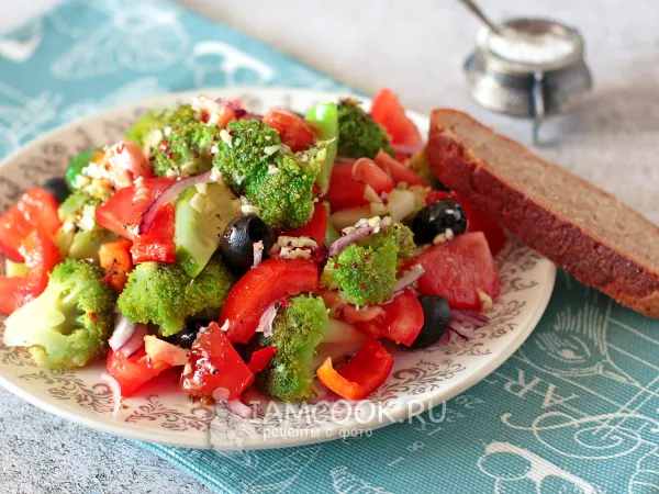 Фото блюда: Овощной салат с брокколи