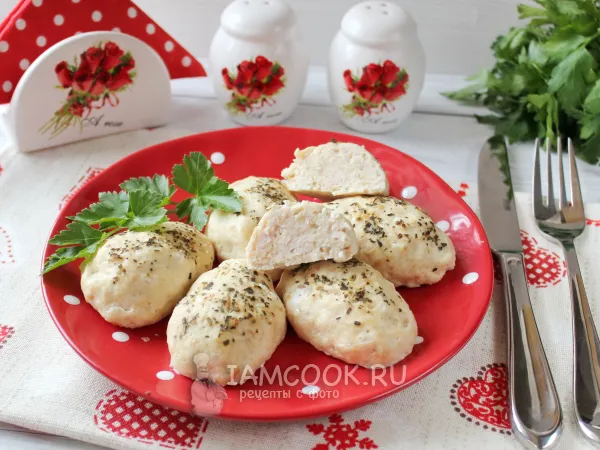 Фото блюда: Куриные биточки на пару в мультиварке