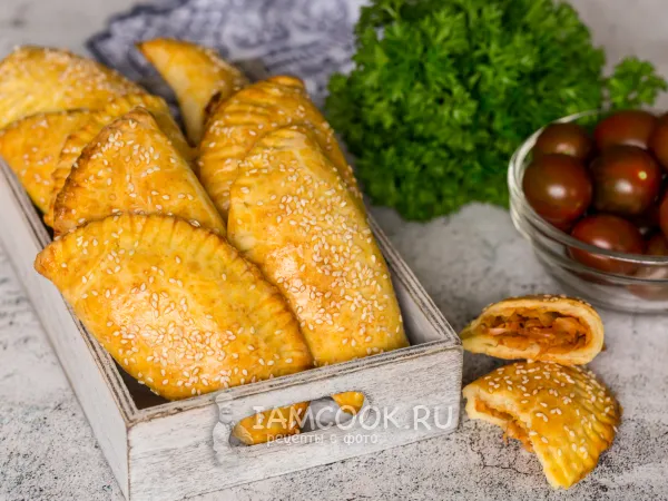 Фото блюда: Быстрые пирожки с капустой в духовке