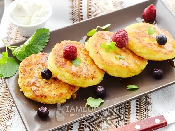 Фото блюда: Сырники с кукурузной мукой