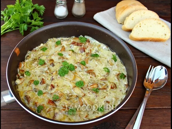 Фото блюда: Свинина с грибами в сливочном соусе