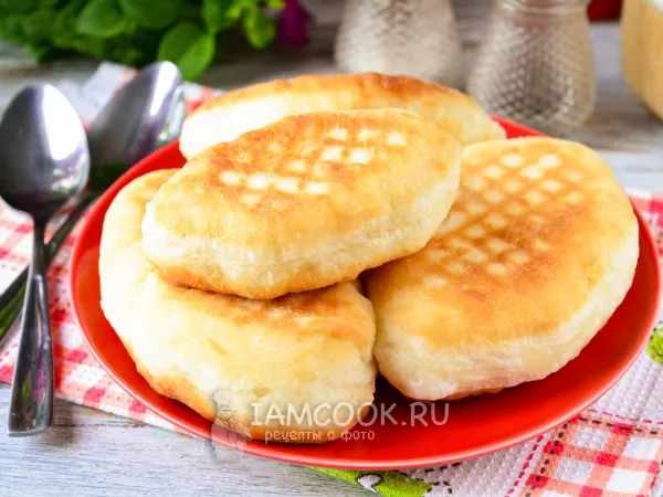 Фото блюда: Пирожки с картошкой и яйцом (жареные)