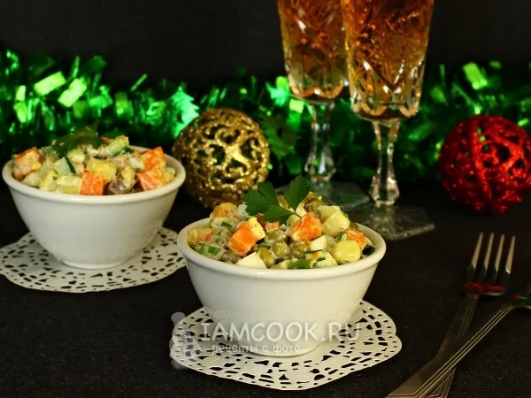 Фото блюда: «Оливье» с мясом и свежим огурцом