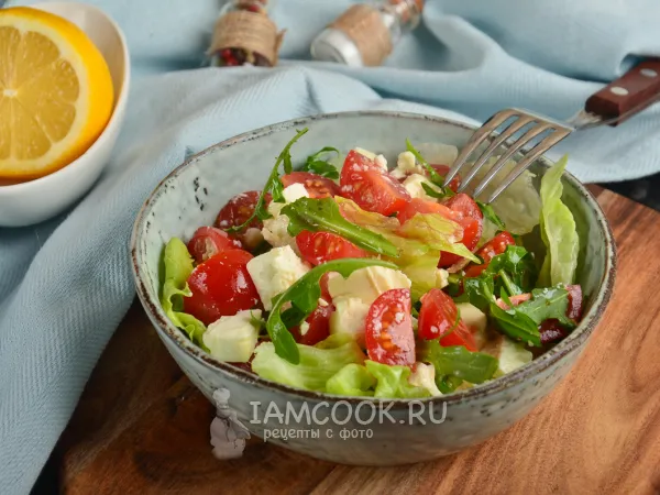 Фото блюда: Салат с рукколой и козьим сыром