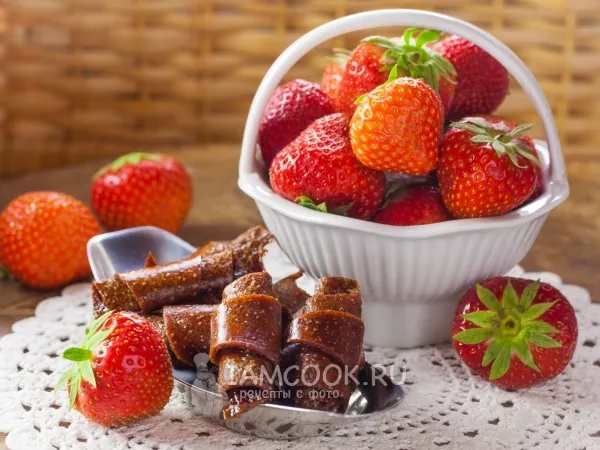 Фото блюда: Пастила из клубники в домашних условиях