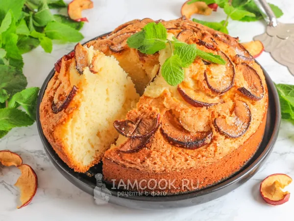 Фото блюда: Пирог с сушеными яблоками