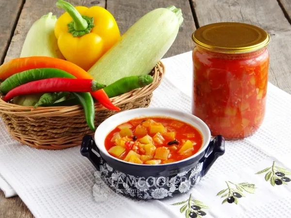 Фото блюда: Салат «Тещин язык» из кабачков на зиму