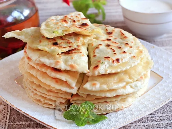 Фото блюда: Кутабы с картофелем и сыром