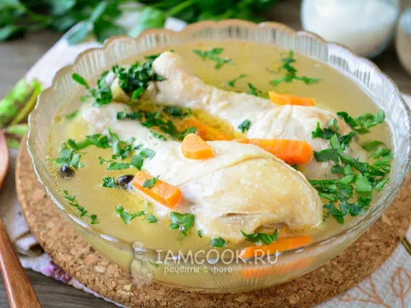 Фото блюда: Куриный бульон с луком и морковью
