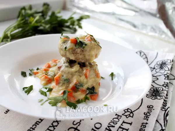 Фото блюда: Биточки в сливочном соусе (на сковороде)