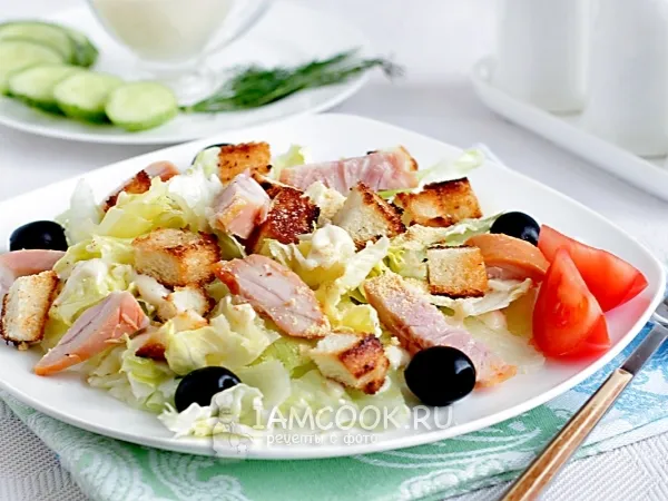 Фото блюда: Салат «Цезарь» с копченой курицей