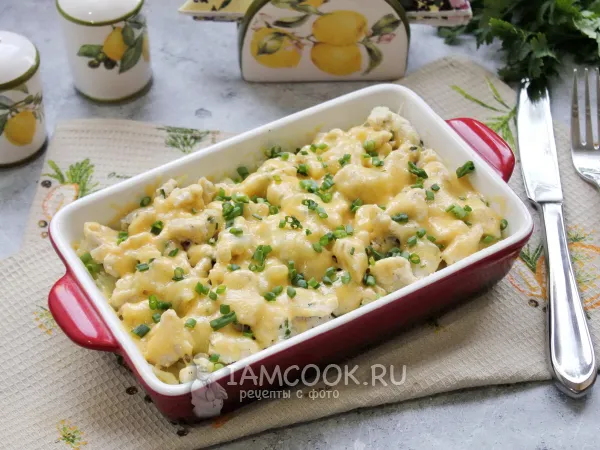 Фото блюда: Курица в картофельном пюре в духовке