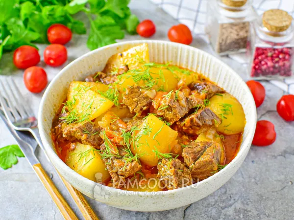 Фото блюда: Жаркое из телятины с картошкой в казане