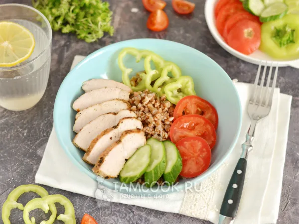 Фото блюда: Боул с гречкой и курицей