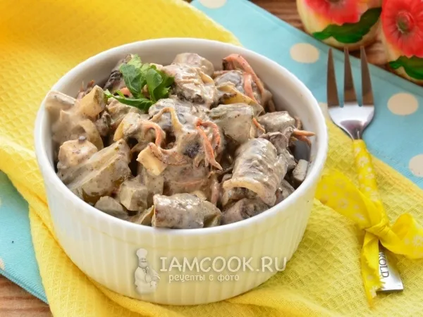 Фото блюда: Салат «Белорусский» с печенью и грибами