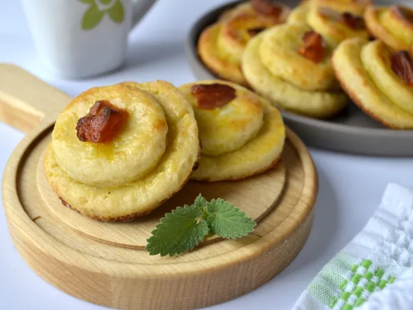 Фото блюда: Ватрушки «Лакомка» с творогом