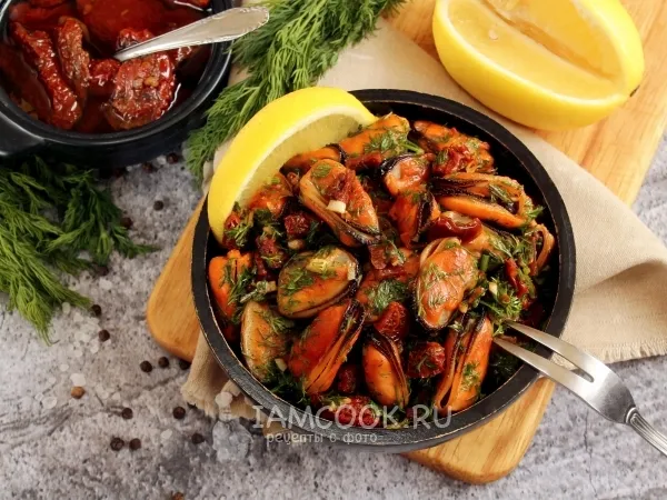 Фото блюда: Мидии с вялеными томатами