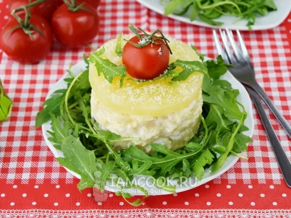 Фото блюда: Салат из ананасов с сыром и чесноком