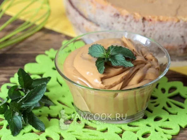 Фото блюда: Крем из вареной сгущенки и сливочного масла