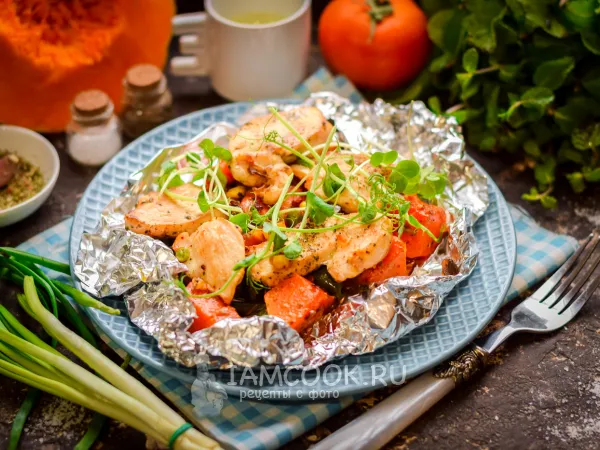 Фото блюда: Тыква в фольге в духовке с курицей