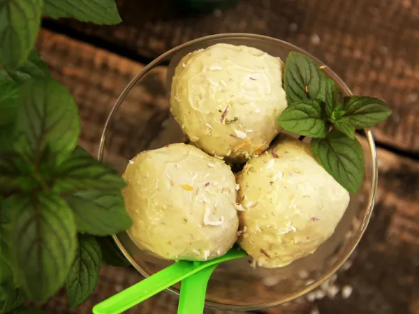 Фото блюда: Мороженое с авокадо (сливочное)