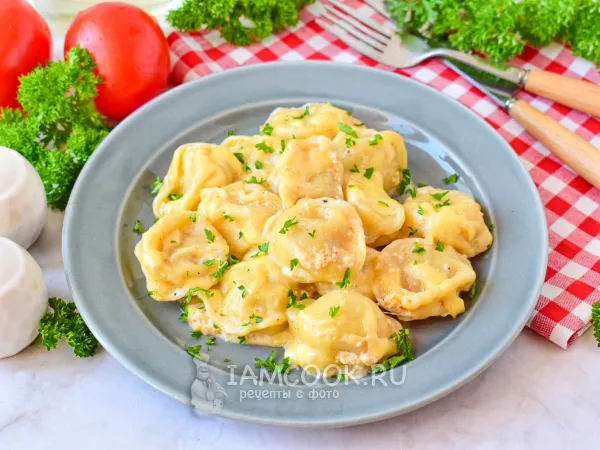 Фото блюда: Пельмени с сыром в мультиварке