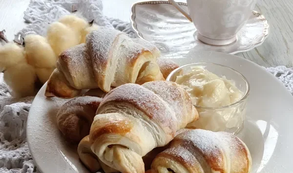 Фото блюда: Круассаны с заварным кремом