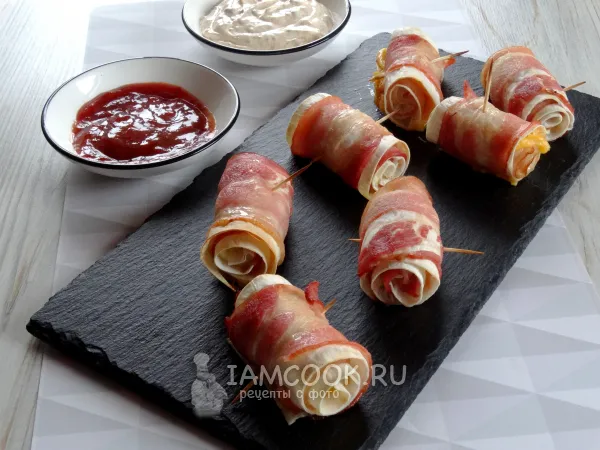 Фото блюда: Лаваш с сыром и беконом в духовке