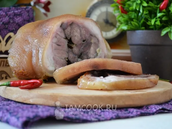 Фото блюда: Рулет из свиной рульки в мультиварке