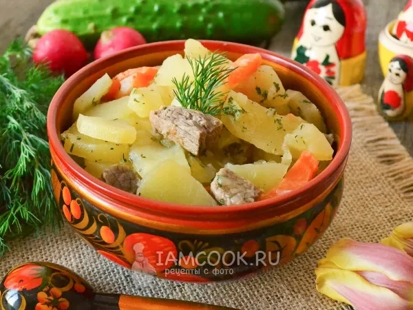 Фото блюда: Тушёная картошка с мясом в казане