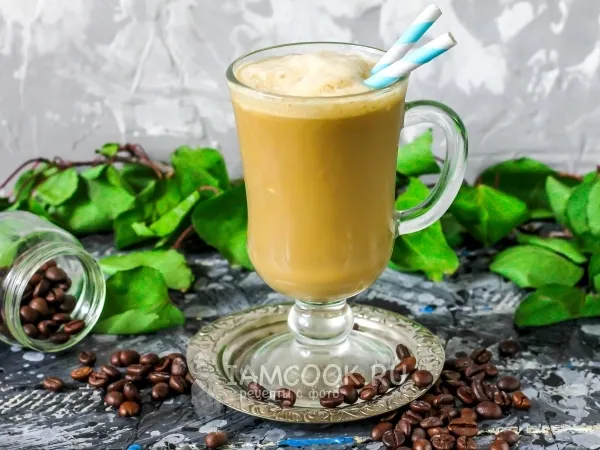 Фото блюда: Кофейный молочный коктейль с мороженым