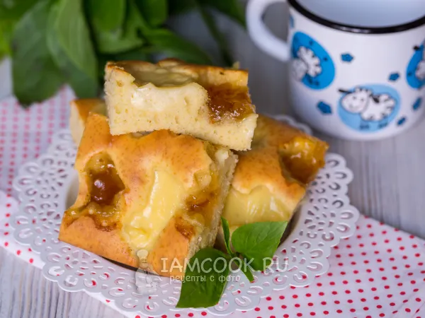 Фото блюда: Пирог с заварным кремом и вареньем