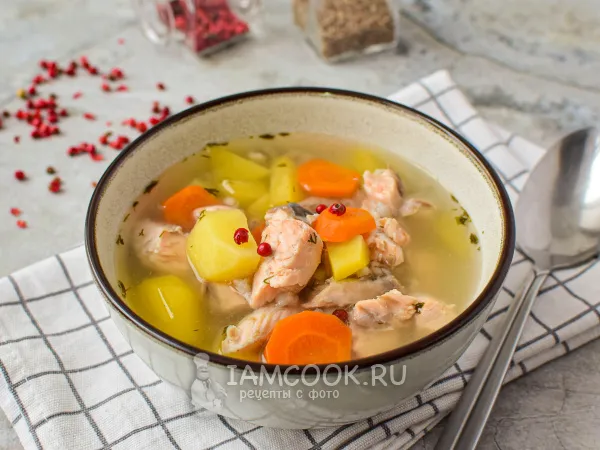 Фото блюда: Уха из форели с перловкой