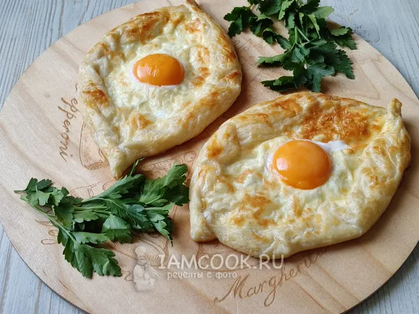 Фото блюда: Хачапури по-аджарски из лепешки роти