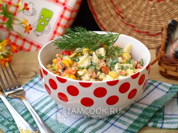 Фото блюда: Салат с кукурузой и яйцами
